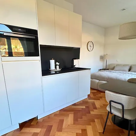 Isaak Loewenbau E1-w05 Apartmán *