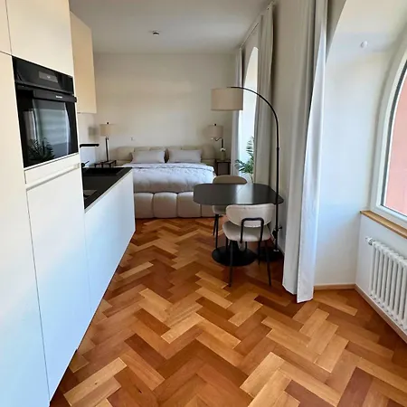 Isaak Löwenbau E1-w05 *